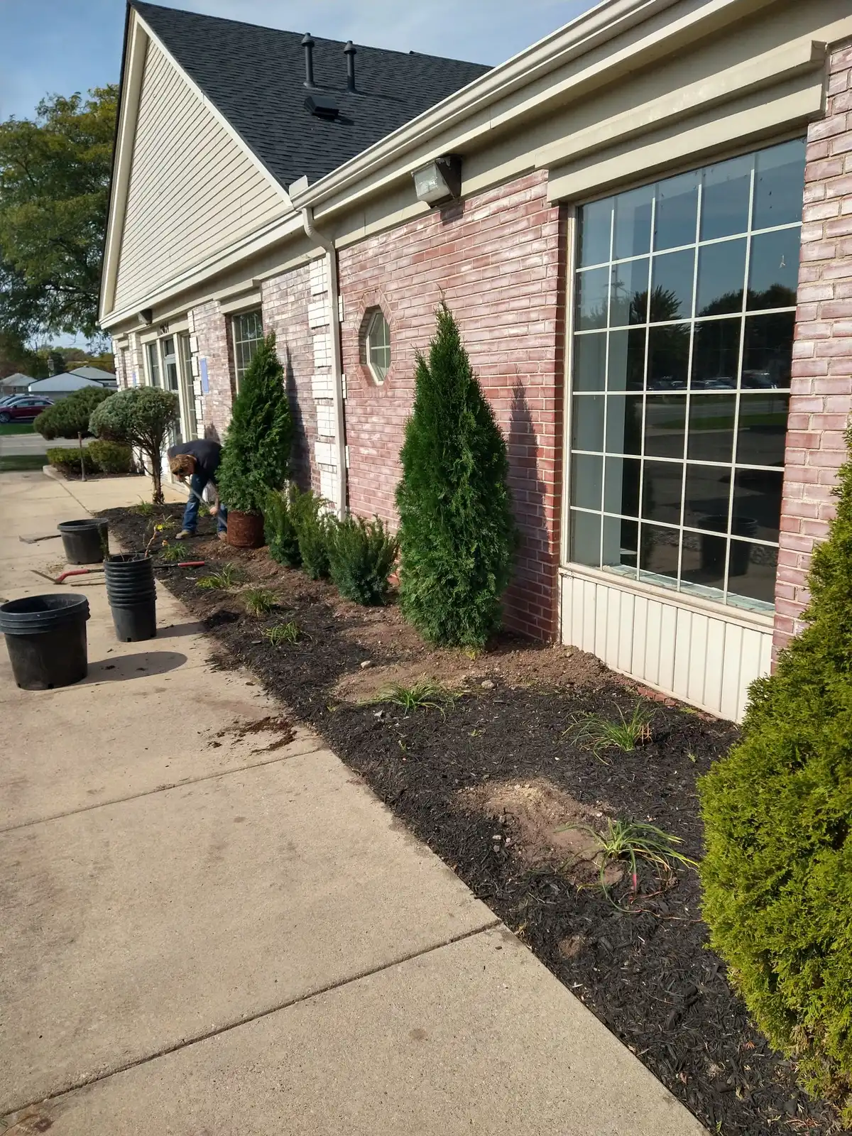 Finished residential landscaping in Warren, Michigan by The Guy Outdoor Services