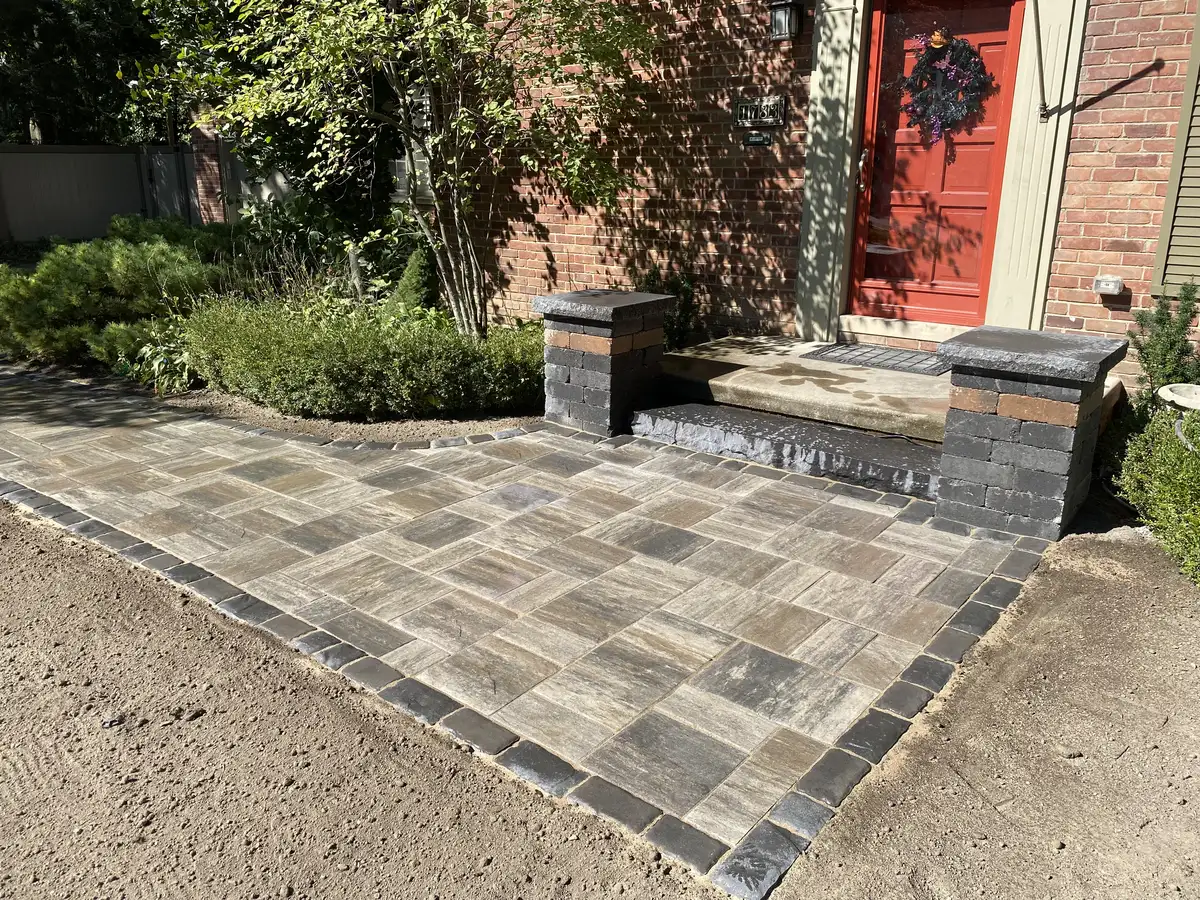 Luxury patio and walkway design in Birmingham, MI