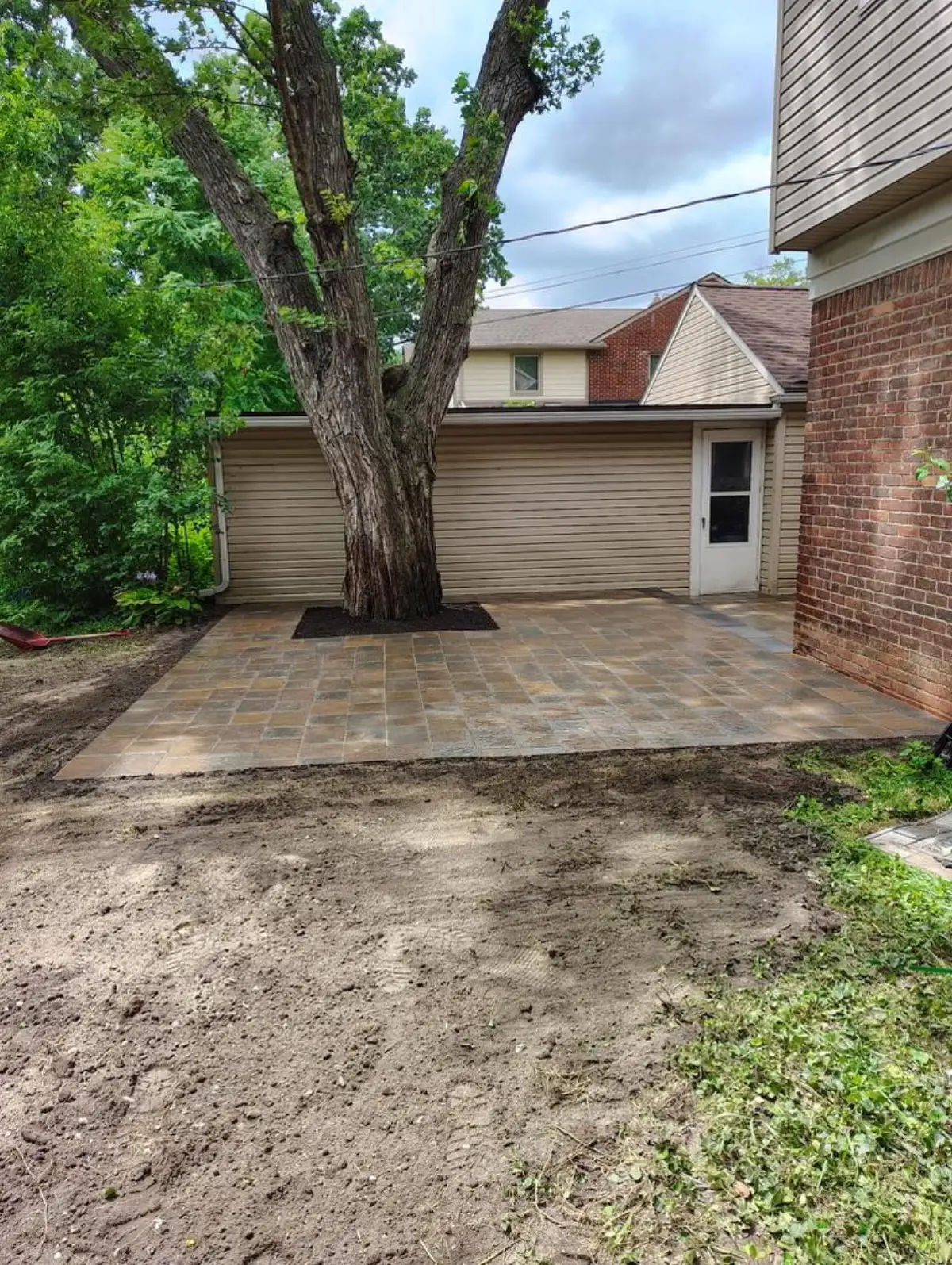 Concrete paver pattern on a residential patio